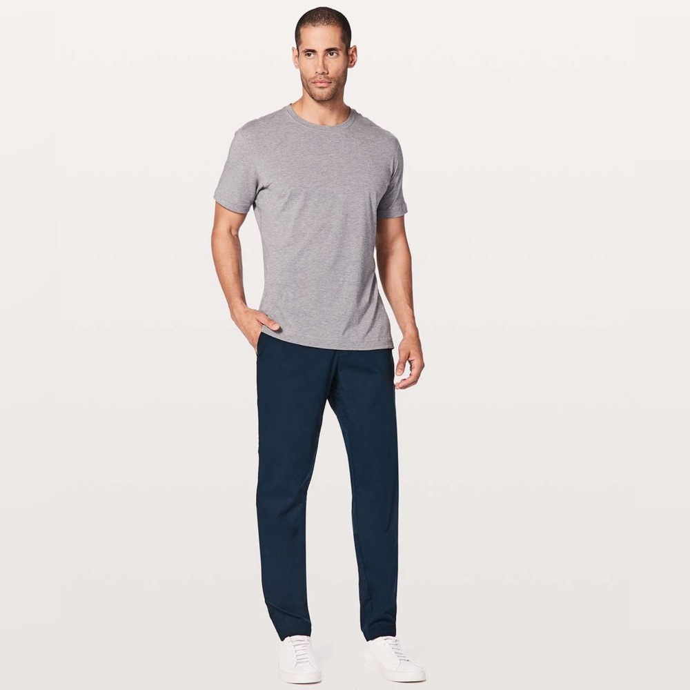 Lululemon Commission Pant Classic Swift Cotton in True Navy (waist) 32 (len) 34